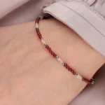 Bransoletka z różowym kwarcem i granatem srebrna na ręce